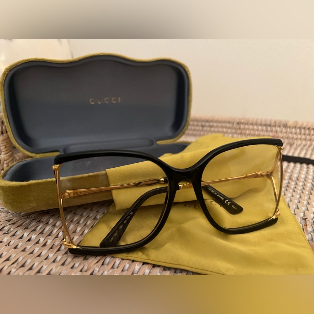 Gucci Black and Gold Women's Sunglasses